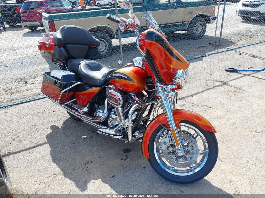 2013 Harley-davidson Flhtcuse