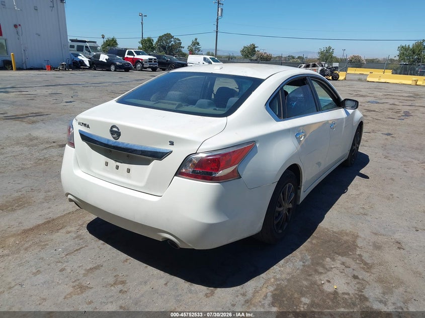 2015 NISSAN ALTIMA auction photo 4