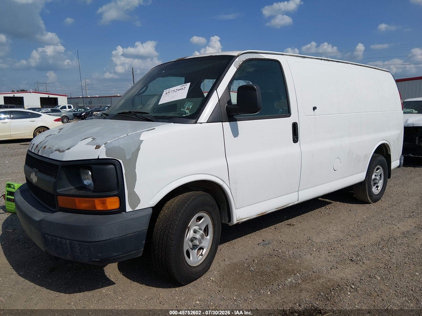 2008 CHEVROLET EXPRESS auction photo 2