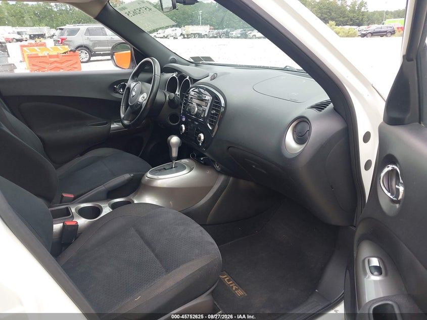 2013 NISSAN JUKE auction photo 5