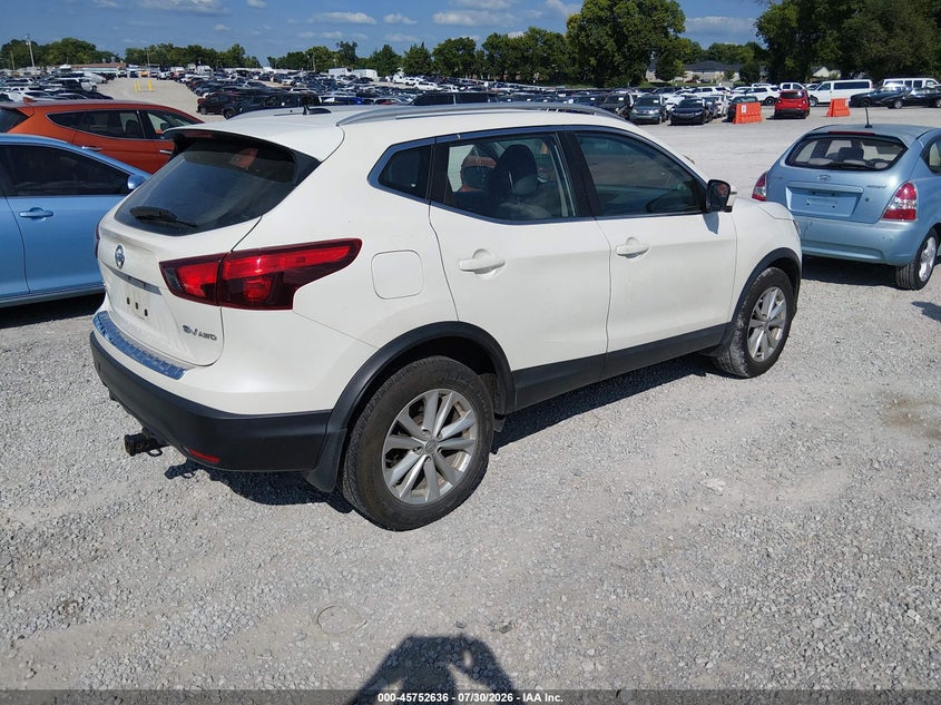 Vin: jn1bj1cr6hw116949, lot: 46251358, nissan rogue sport sv 20174