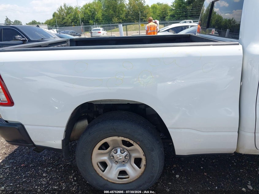 2022 RAM 1500 auction photo 6