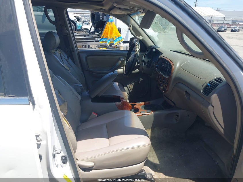 2005 TOYOTA TUNDRA auction photo 5