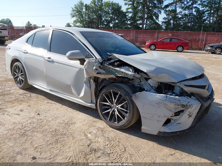 TOYOTA CAMRY - zdjęcie 1