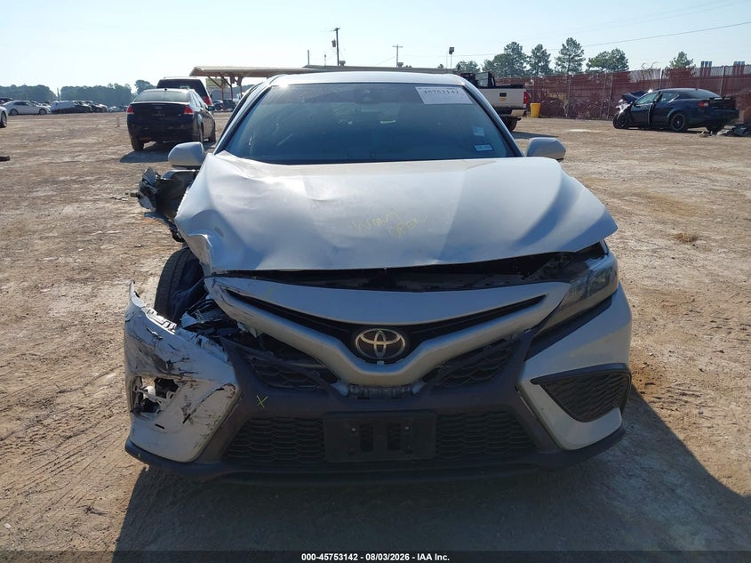 TOYOTA CAMRY - zdjęcie 13