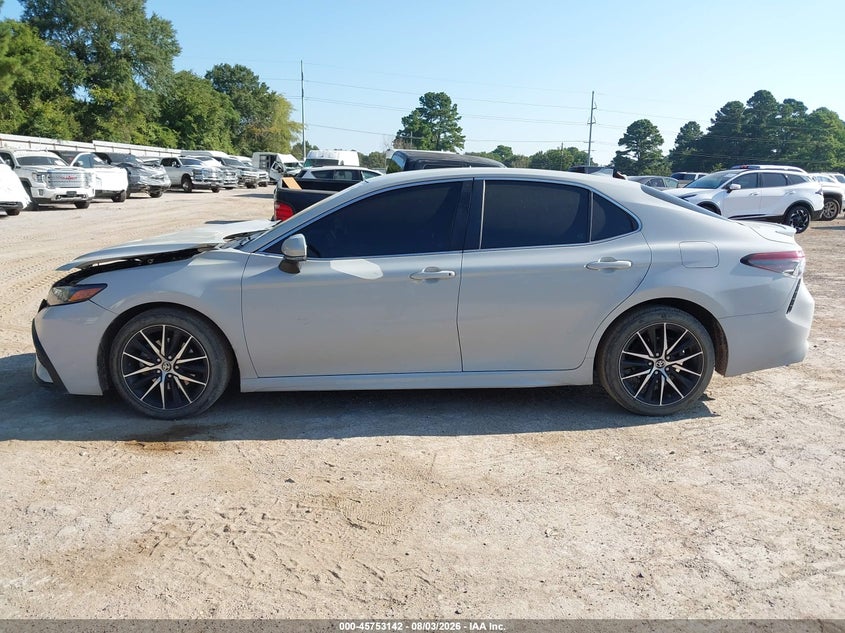 TOYOTA CAMRY - zdjęcie 15