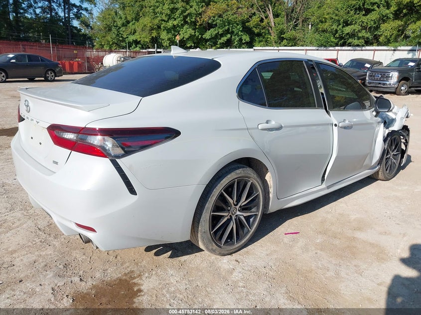 TOYOTA CAMRY - zdjęcie 4