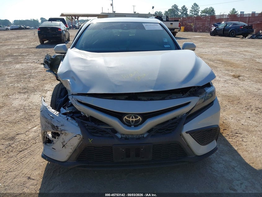 TOYOTA CAMRY - zdjęcie 6