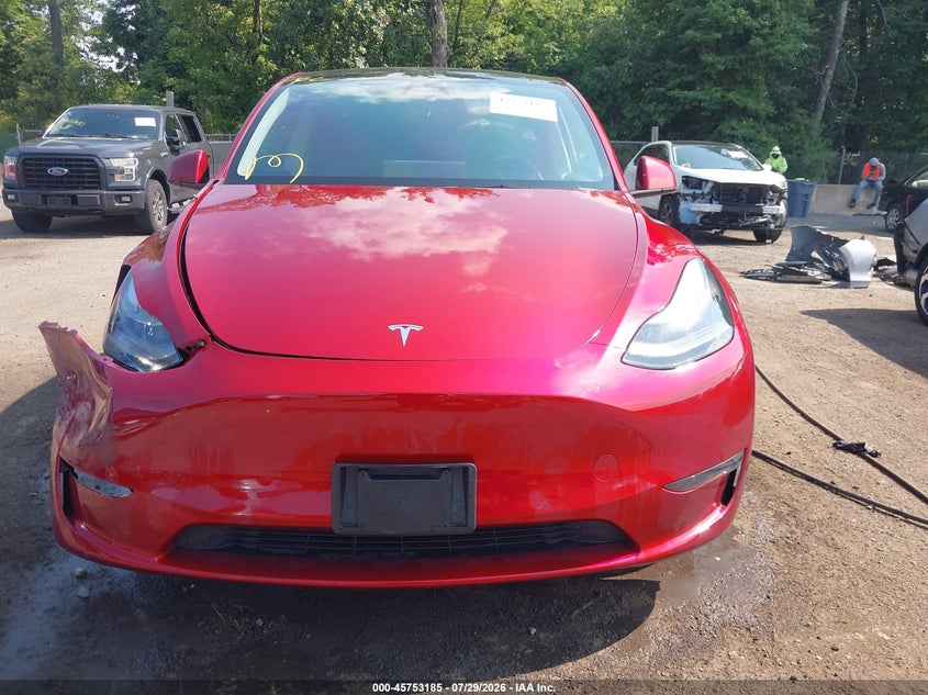 TESLA MODEL Y - zdjęcie 12