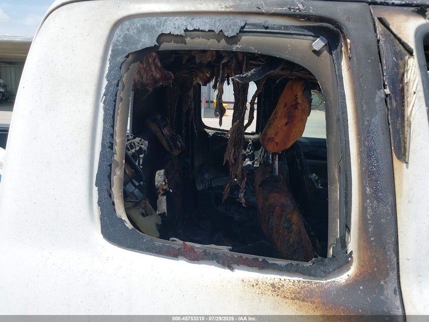 2013 TOYOTA TACOMA auction photo 8
