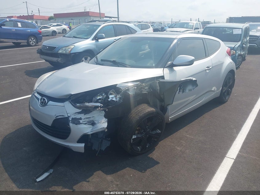2017 HYUNDAI VELOSTER auction photo 2