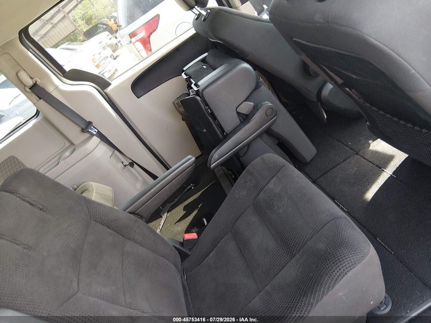 2019 DODGE GRAND CARAVAN SE · Фото 8