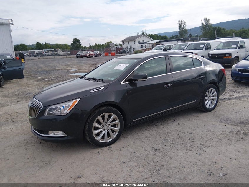 2015 Buick LaCrosse, Left Rear, IAAI, VIN 1G4GB5G33FF182364 — photo 2