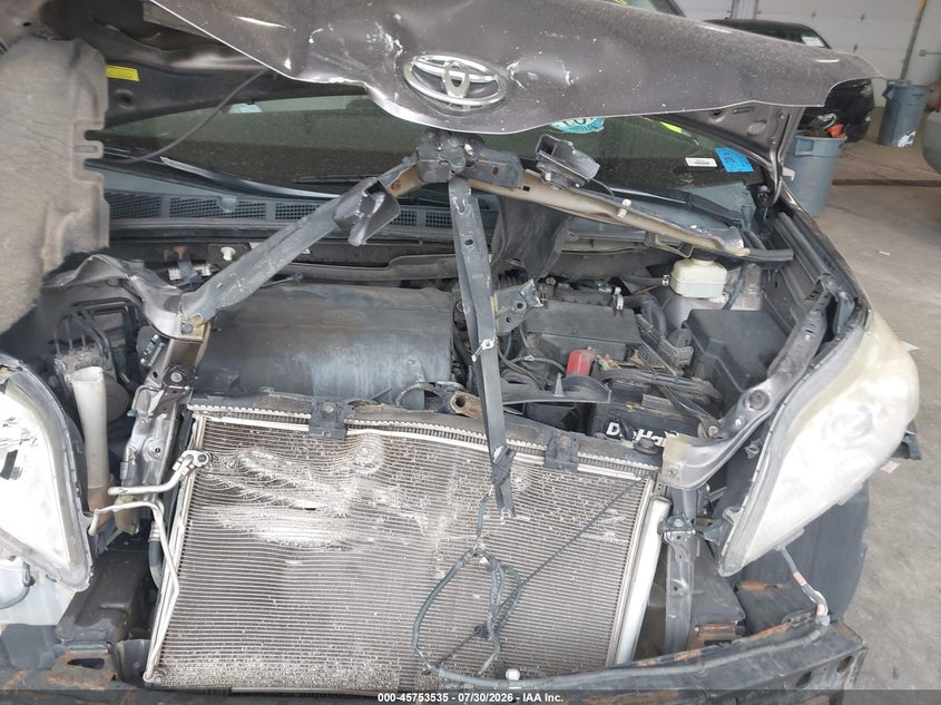 TOYOTA SIENNA - zdjęcie 10