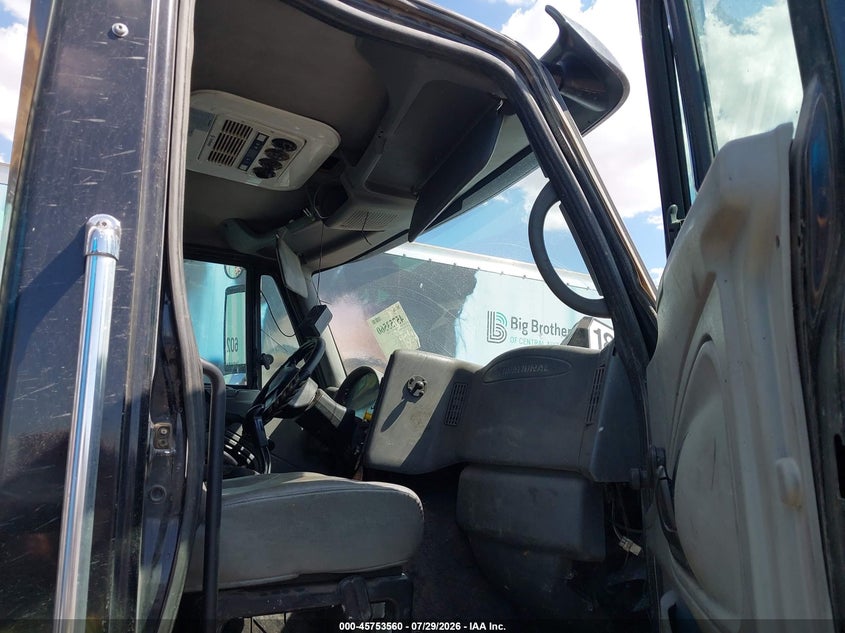 2006 INTERNATIONAL 7000 auction photo 5