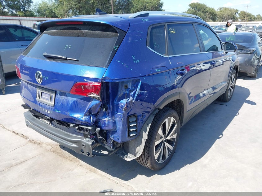 2023 VOLKSWAGEN TAOS auction photo 4