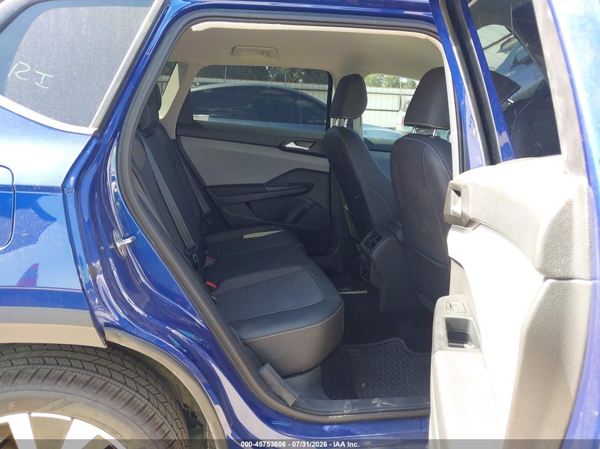 2023 VOLKSWAGEN TAOS auction photo 8