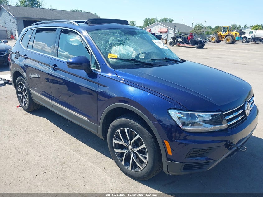 2021 VOLKSWAGEN TIGUAN auction photo 1