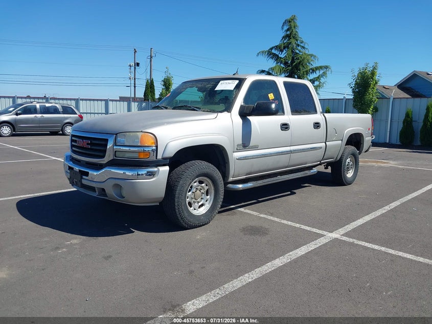 2005 GMC SIERRA 2500HD auction photo 2