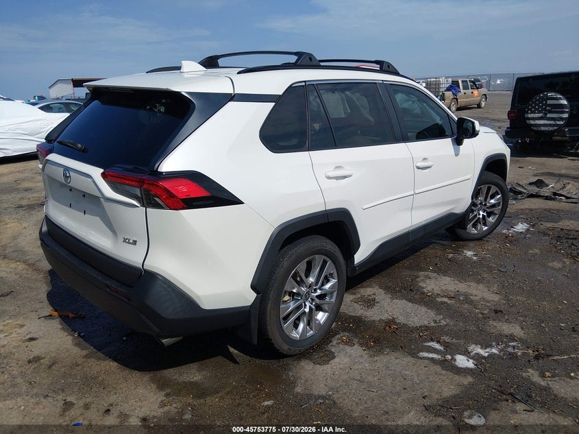 Vin: 2t3c1rfv1mw148614, lot: 46252497, toyota rav4 xle premium 20214