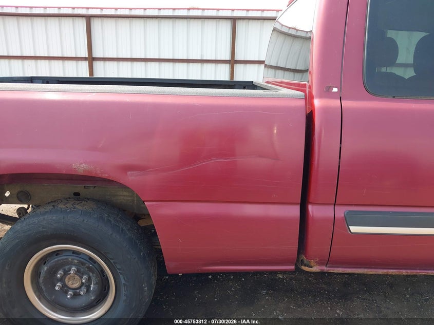 2005 CHEVROLET SILVERADO PICKUP 5.3L V-8 310HP