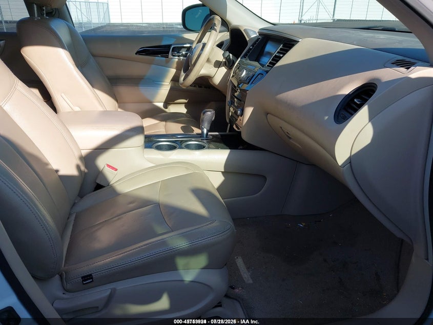 2013 NISSAN PATHFINDER auction photo 5