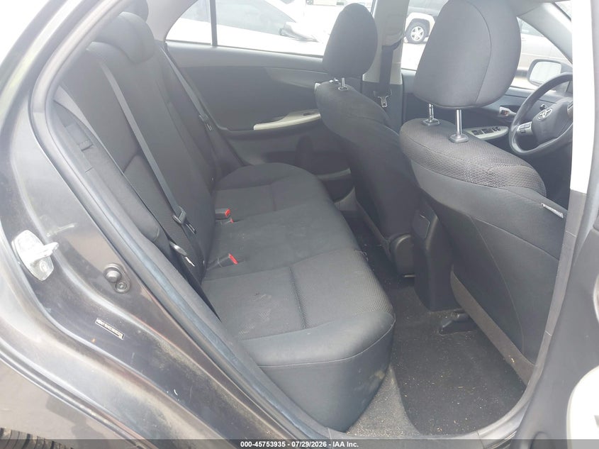 2011 TOYOTA COROLLA auction photo 8