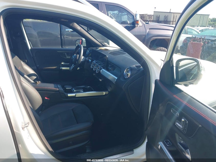 2020 MERCEDES-BENZ GLB 250 auction photo 5