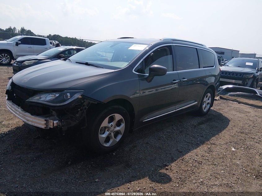 Vin: 2c4rc1eg5hr839864, lot: 46252687, chrysler pacifica touring-l plus 20172