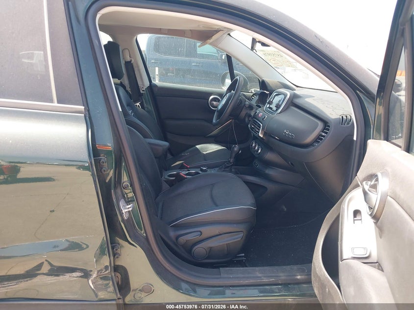 FIAT 500X 2016 VIN ZFBCFXCT8GP371888