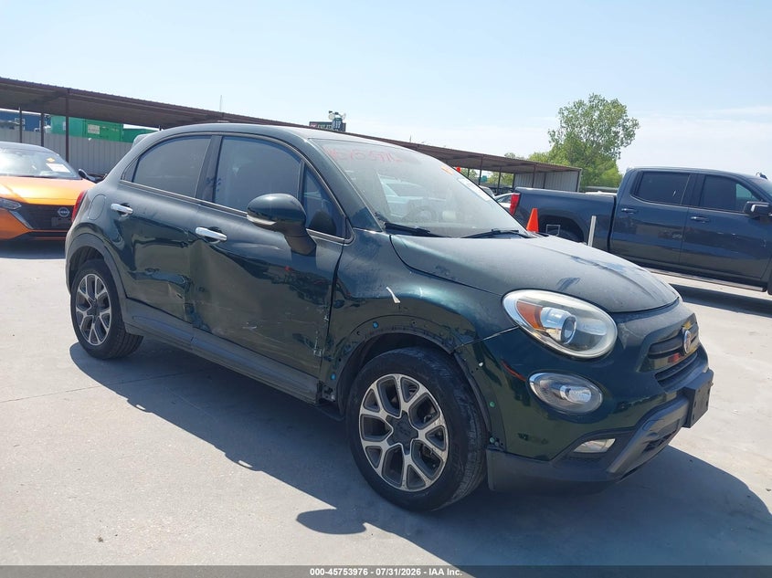 2016 FIAT 500X auction photo 1