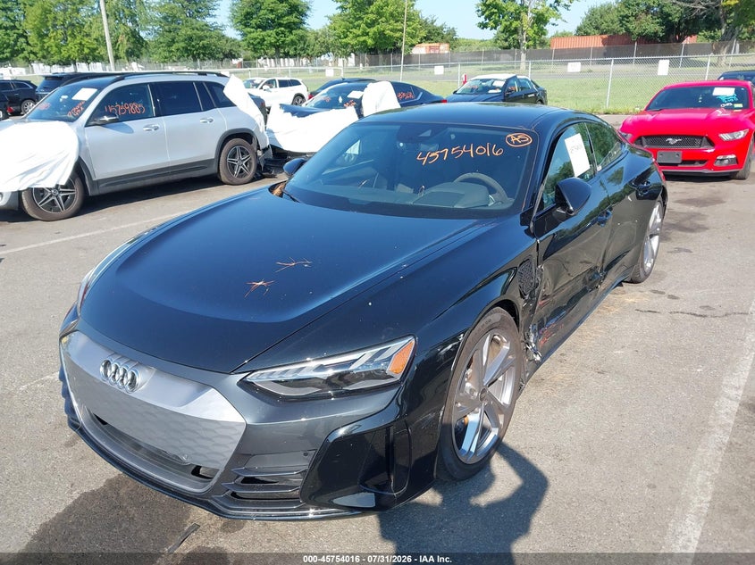 2022 AUDI E-TRON GT auction photo 2