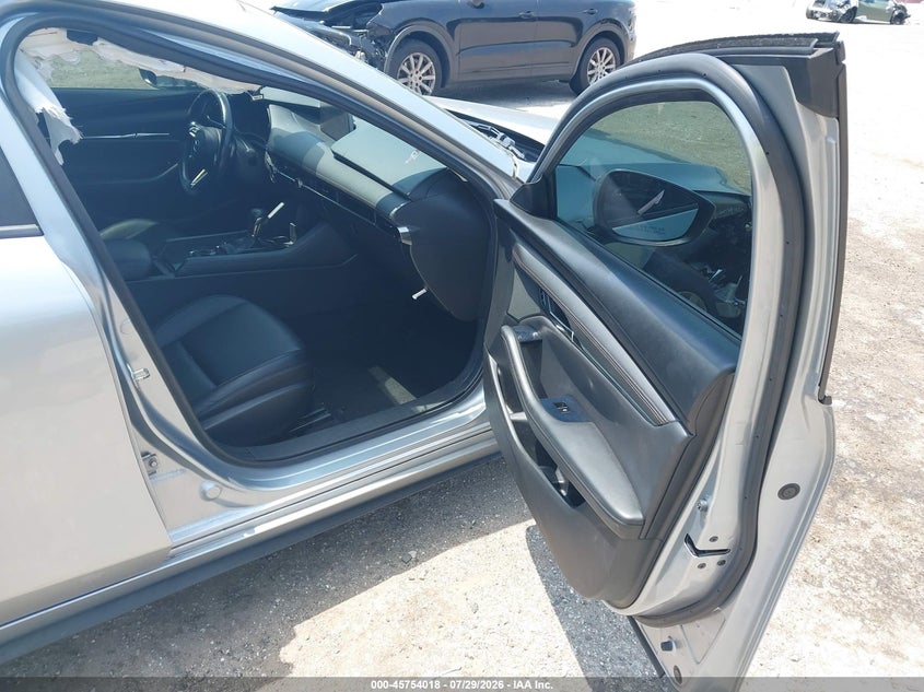 2019 MAZDA MAZDA3 auction photo 5