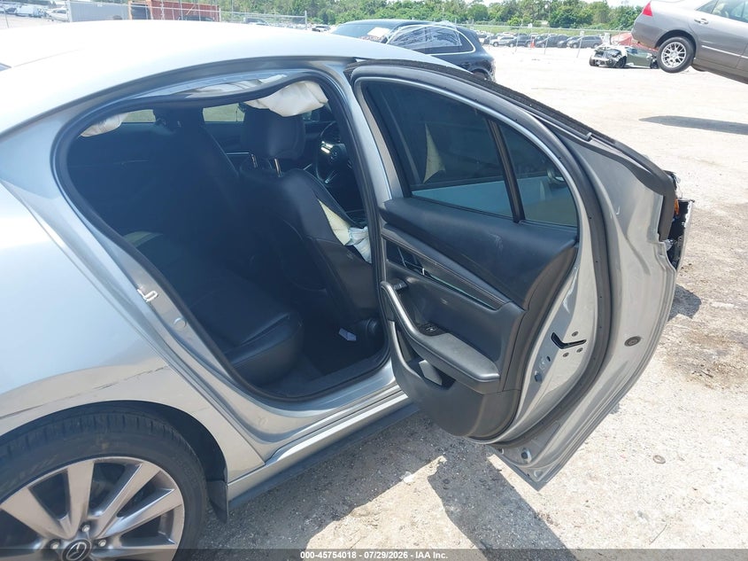 2019 MAZDA MAZDA3 auction photo 8
