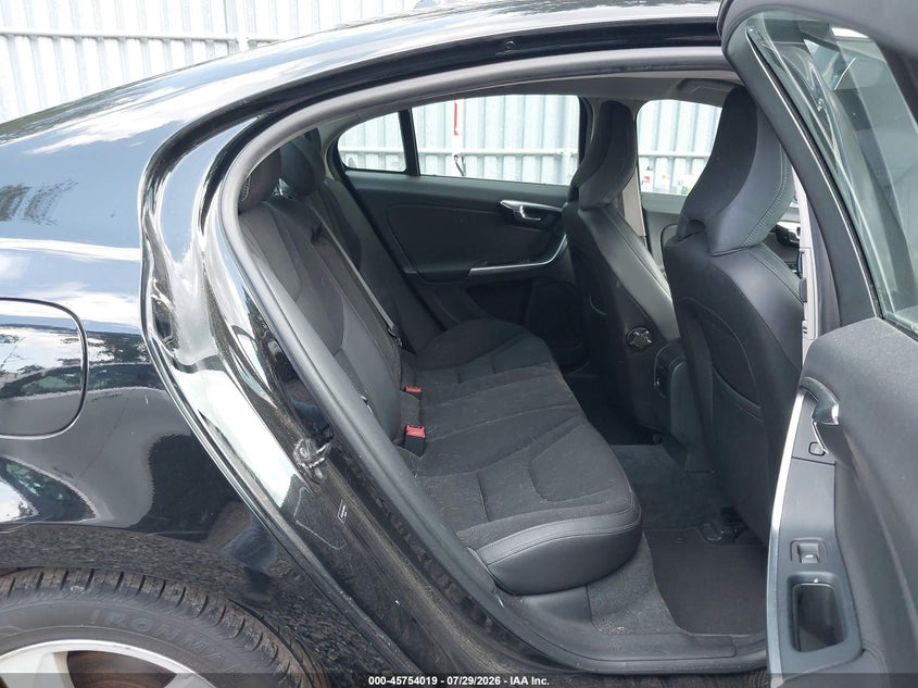 2012 VOLVO S60 auction photo 8