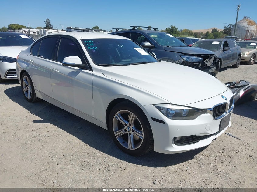 Vin: wba3c1c55fk121828, lot: 46252774, bmw 328i 2015 img_1