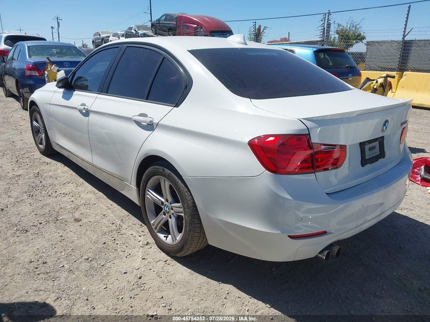 Vin: wba3c1c55fk121828, lot: 46252774, bmw 328i 20153