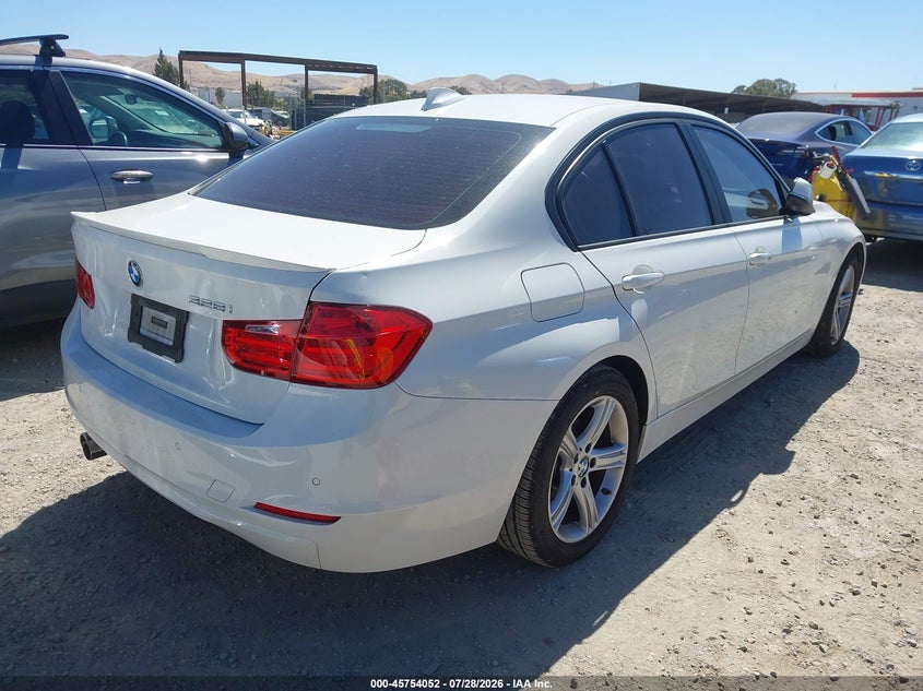 Vin: wba3c1c55fk121828, lot: 46252774, bmw 328i 20154