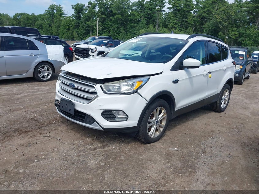 Vin: 1fmcu9gd1jud32890, lot: 46252796, ford escape se 20182