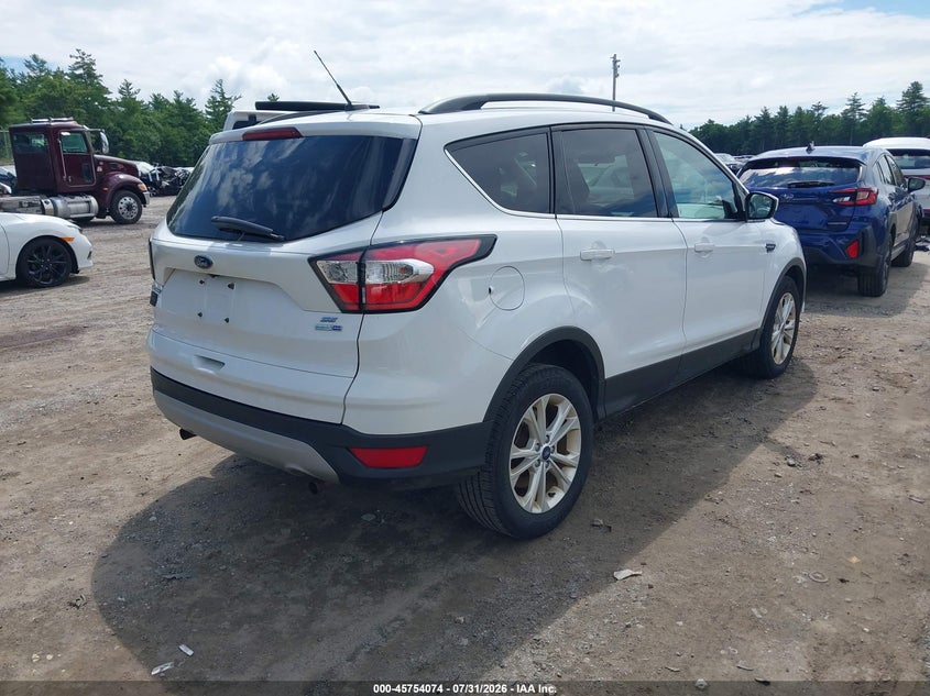 Vin: 1fmcu9gd1jud32890, lot: 46252796, ford escape se 20184