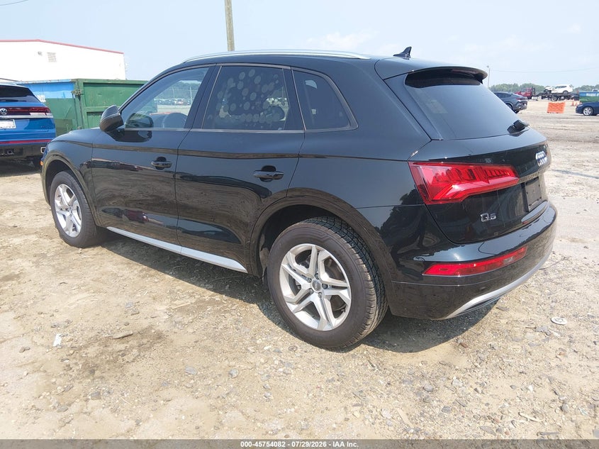 Vin: wa1anafy0j2213037, lot: 46252804, audi q5 2.0t premium/2.0t tech premium 20183