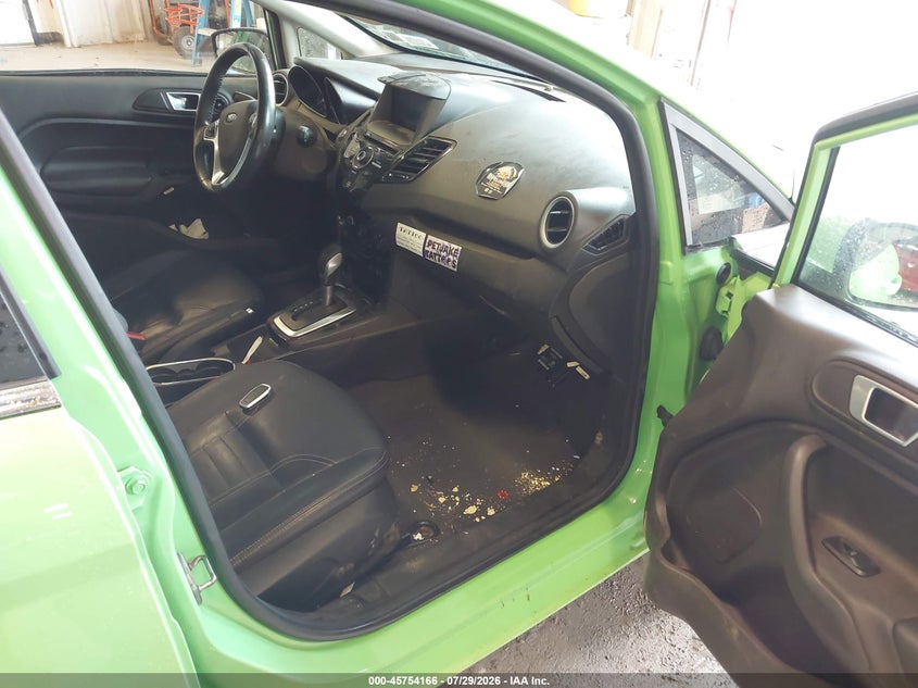 2014 FORD FIESTA auction photo 5