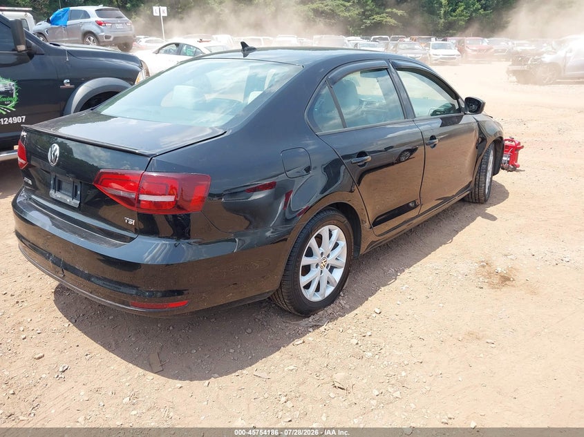 2016 VOLKSWAGEN JETTA auction photo 4