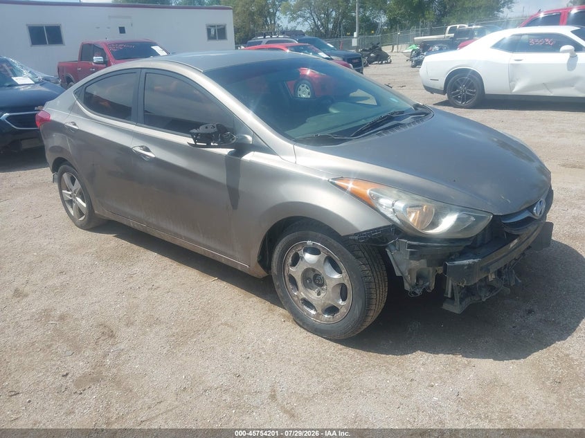 2013 HYUNDAI ELANTRA auction photo 1
