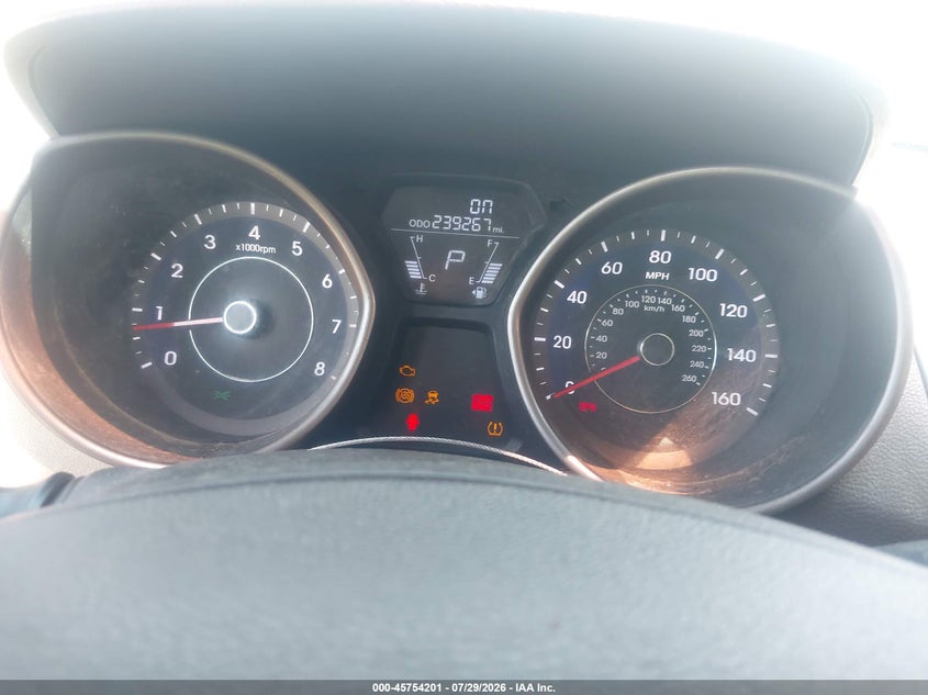 2013 HYUNDAI ELANTRA auction photo 7