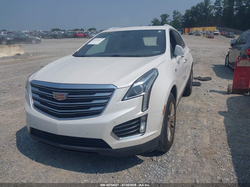 2017 CADILLAC XT5 auction photo 2