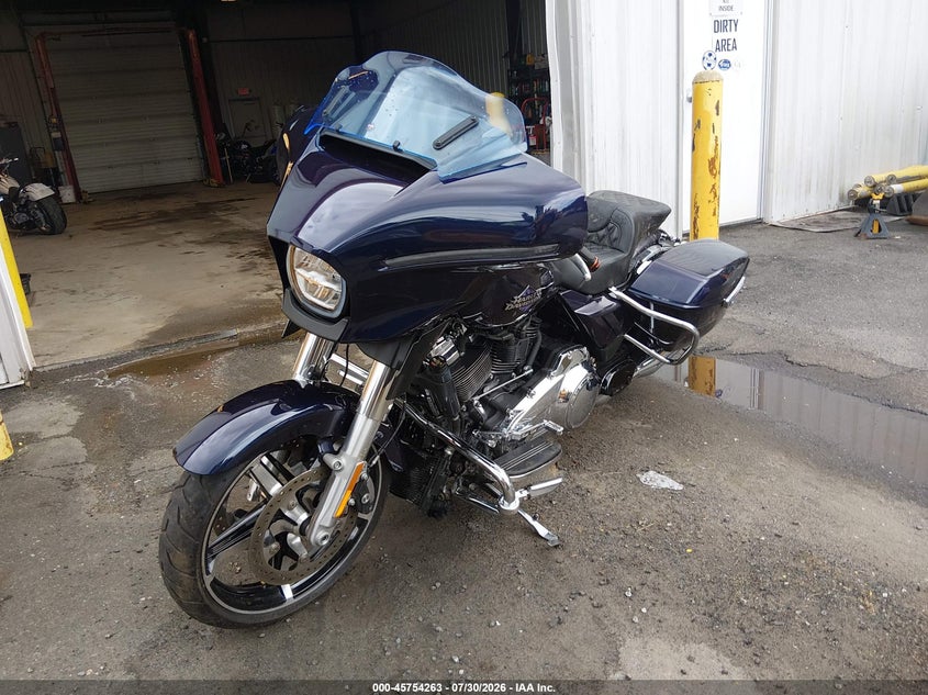HARLEY-DAVIDSON FLHX 2025