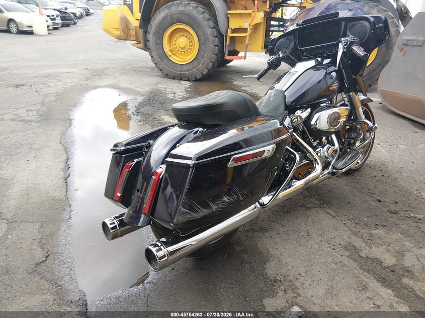 HARLEY-DAVIDSON FLHX 2025