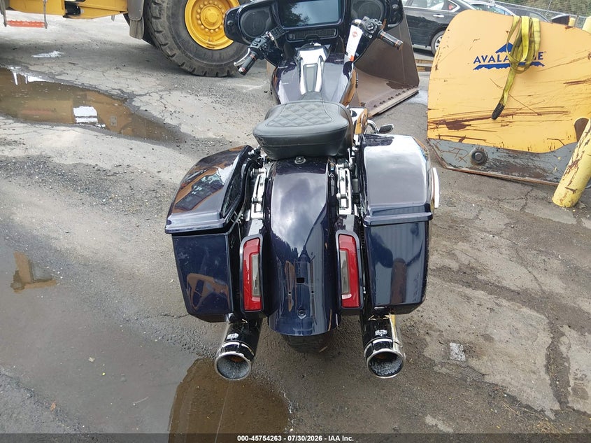 HARLEY-DAVIDSON FLHX 2025