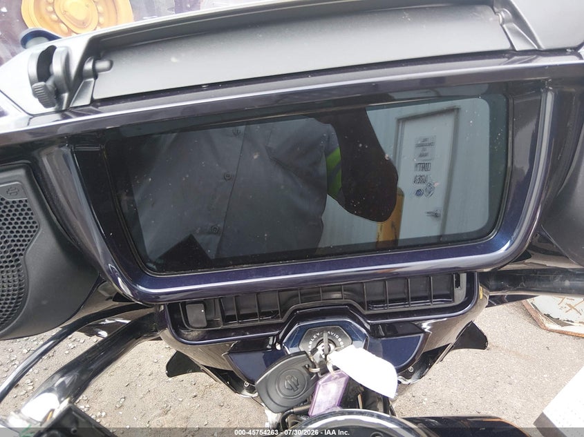 HARLEY-DAVIDSON FLHX 2025